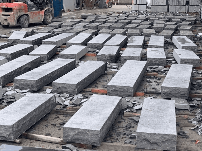 China Blue Limestone Blocks Steps, Bluestone Treads thumbnail 2